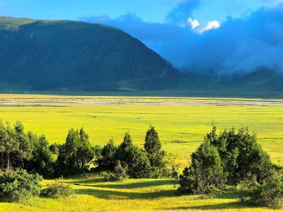 बागलुङका पर्यटकीय क्षेत्र सुनसान        