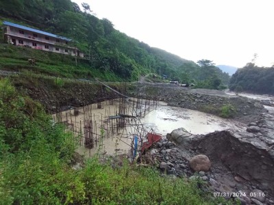 भोजपुरको बाढीले जलविद्युत् आयोजनाका दुई मजदुर बेपत्ता       