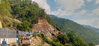 पहिरोले कर्णाली राजमार्ग पुनः अवरुद्ध    