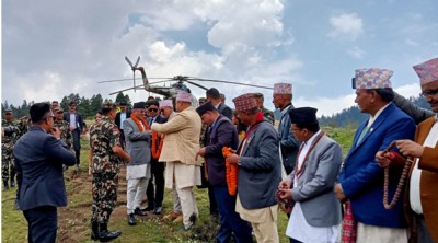 प्रधानमन्त्री प्रचण्ड खप्तडमा   