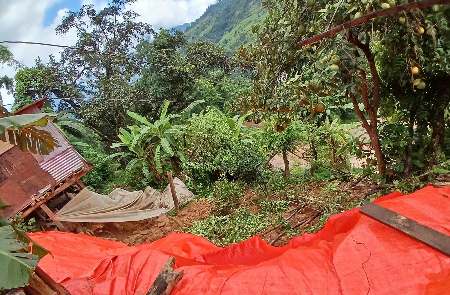 बडिगाड पहिरो : तीन बालबालिका अझै बेपत्ता   