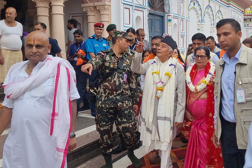 राष्ट्रपति पौडेलद्वारा जानकी मन्दिरमा पूजाआजा   