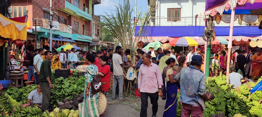 विराटनगरमा छठपर्वको अन्तिम तयारी गरिँदै  (फोटो फिचरसहित)