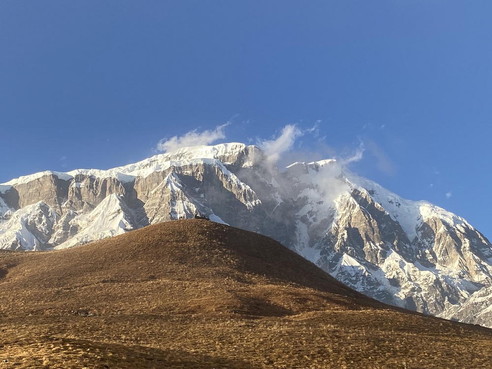 यात्रा संस्मरणः हिमालको फेदैफेद कोरी पहाड   