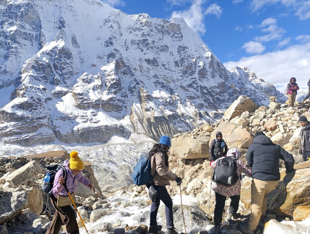 कञ्चनजङ्घा क्षेत्रमा पर्यटकको सङ्ख्या वृद्धि हुँदा होटल व्यवसाय चलायमान        