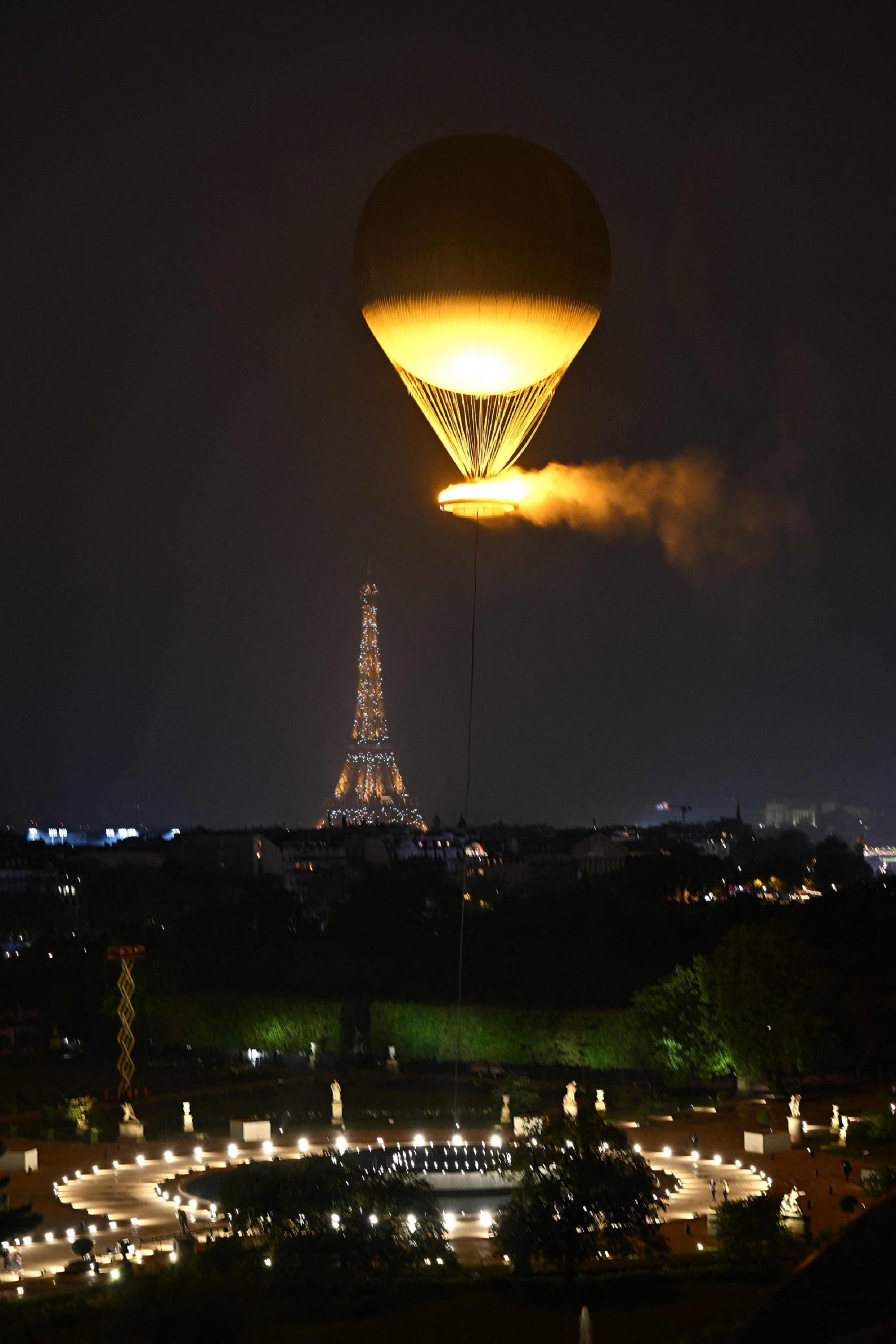 Paris-Olympics-Opening-Ceremony-12-1722241669.jpg