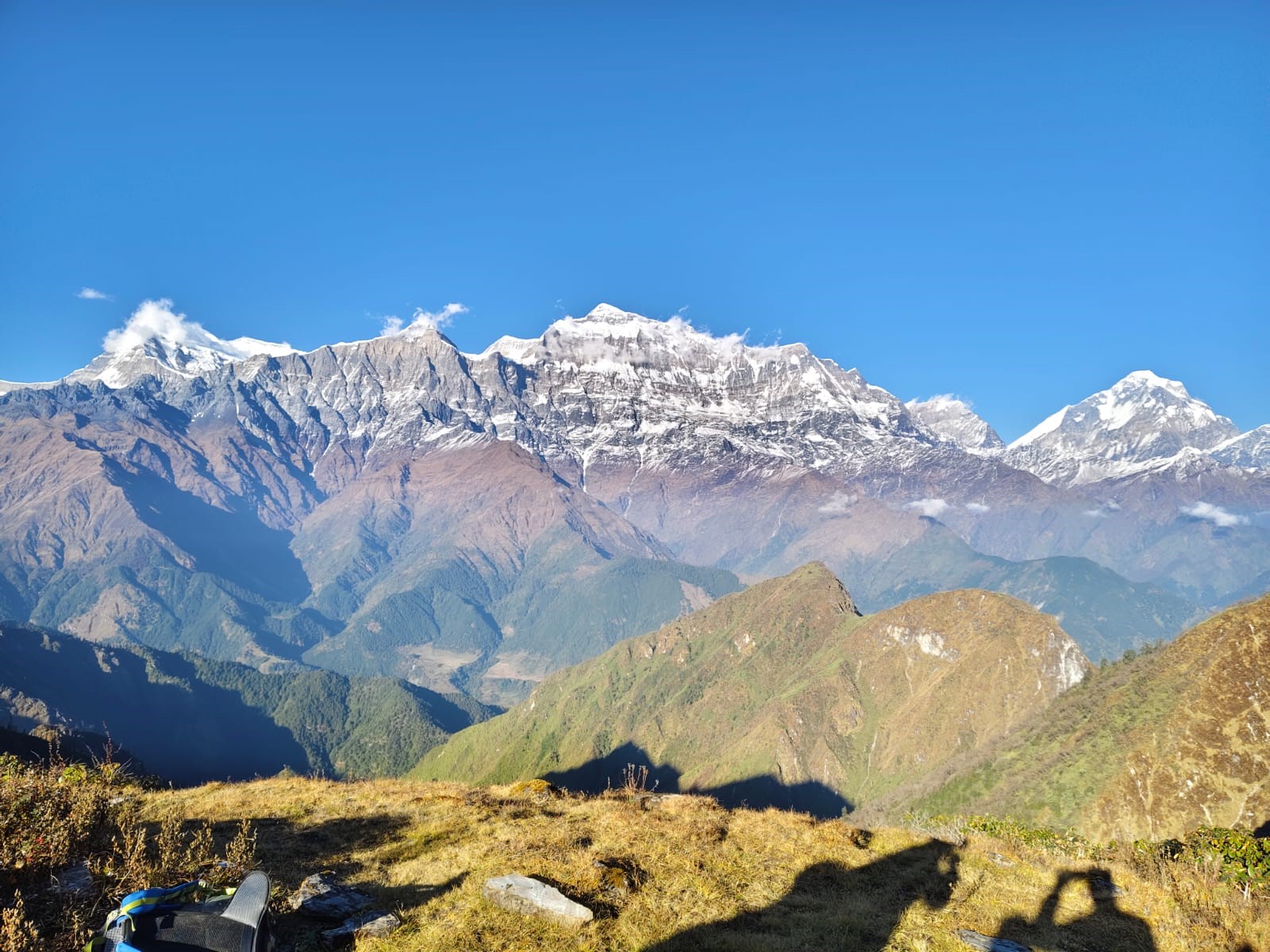 पर्यटक र पूर्वाधारका पर्खाइमा म्याग्दीको रुघाचौर   