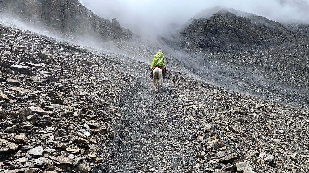 तिलिचो ताल जोड्ने पदमार्ग निर्माण       