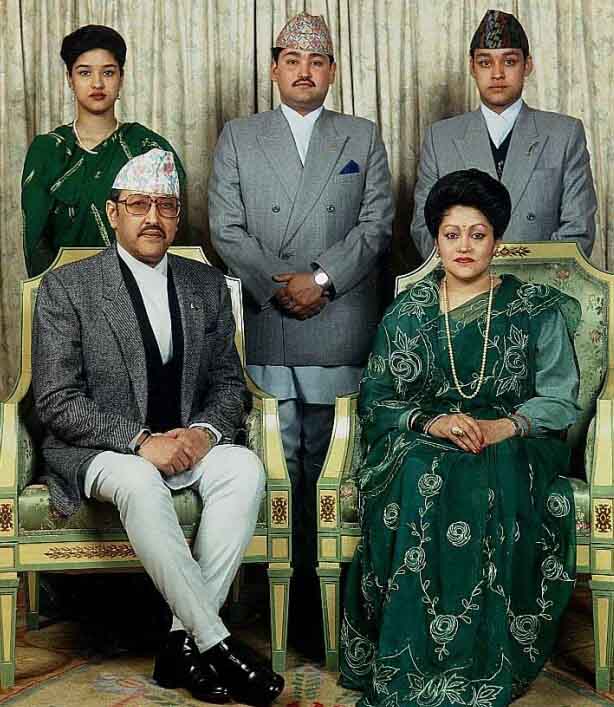 royal-family-of-nepal1717240161.jpg