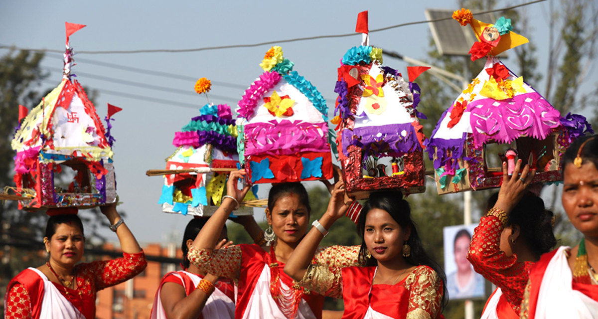 दाजुभाइ, दिदीबहिनीप्रति प्रेम र समर्पण दर्शाउने सामाचखेवा पर्व आज समापन हुँदै        